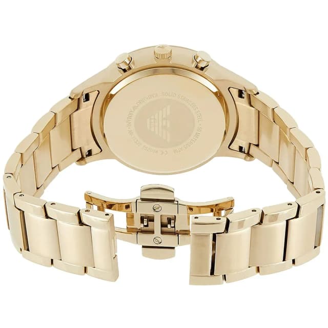 Clasp of the half gold bracelet with Emporio Armani logo