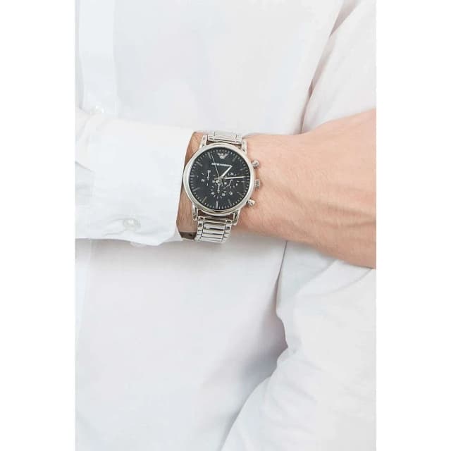 Emporio Armani AR1894 – On wrist for scale and look