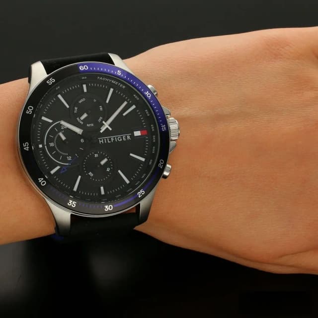 Tommy Hilfiger 1791724 watch worn on wrist 